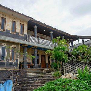 Hotel Kampoeng Drini Redpartner
